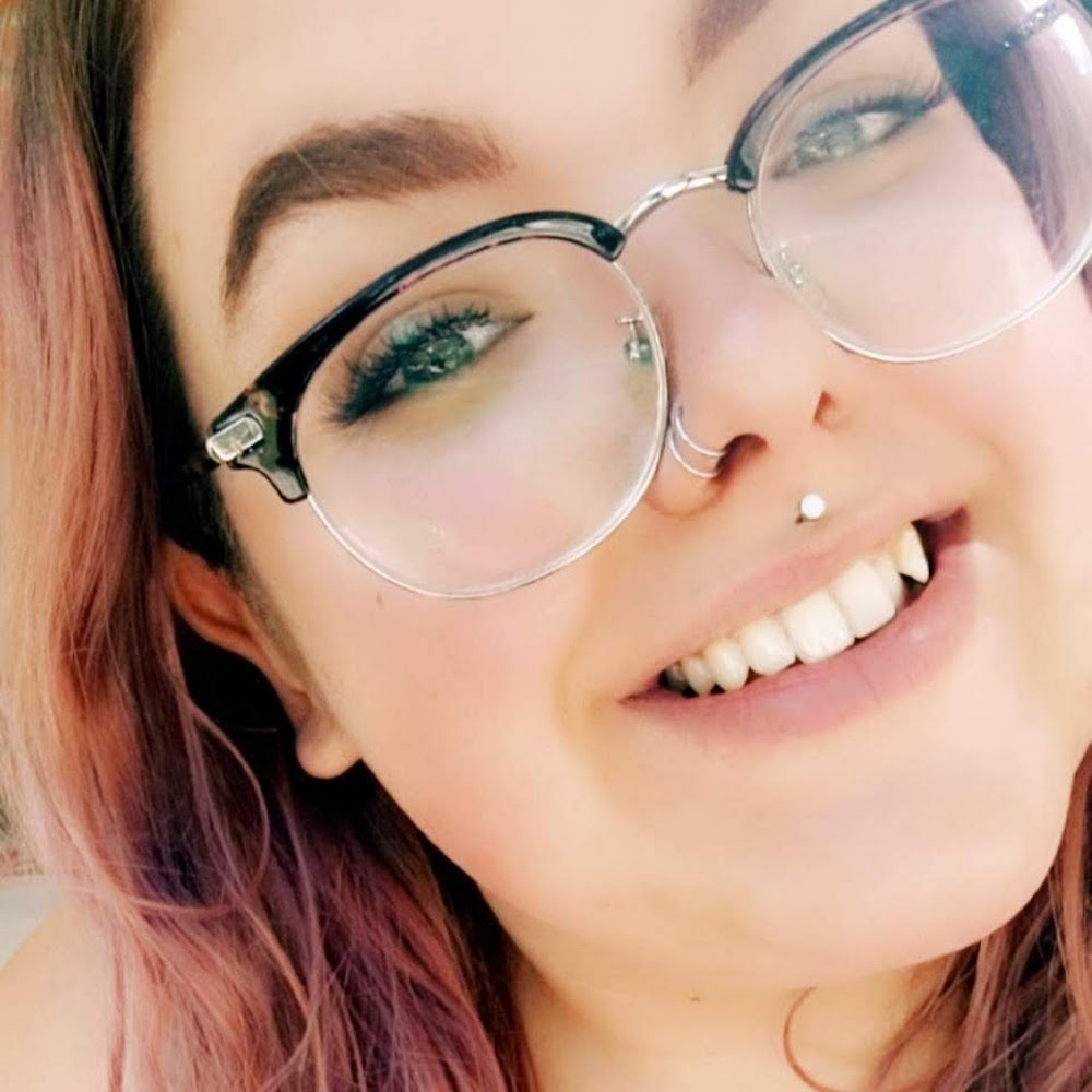 Meet your Posher, Paige